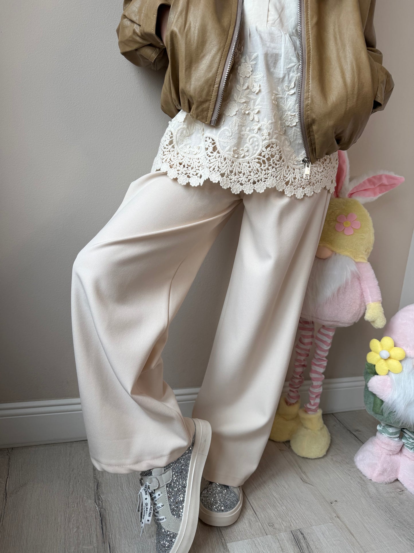 Pantaloni Helda( curea inclusa)