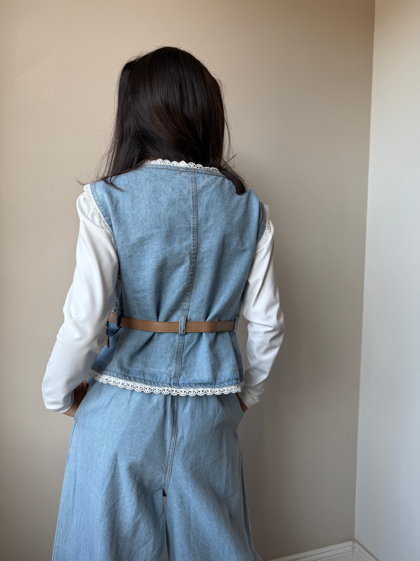 Compleu Sahana (vesta+pantaloni)