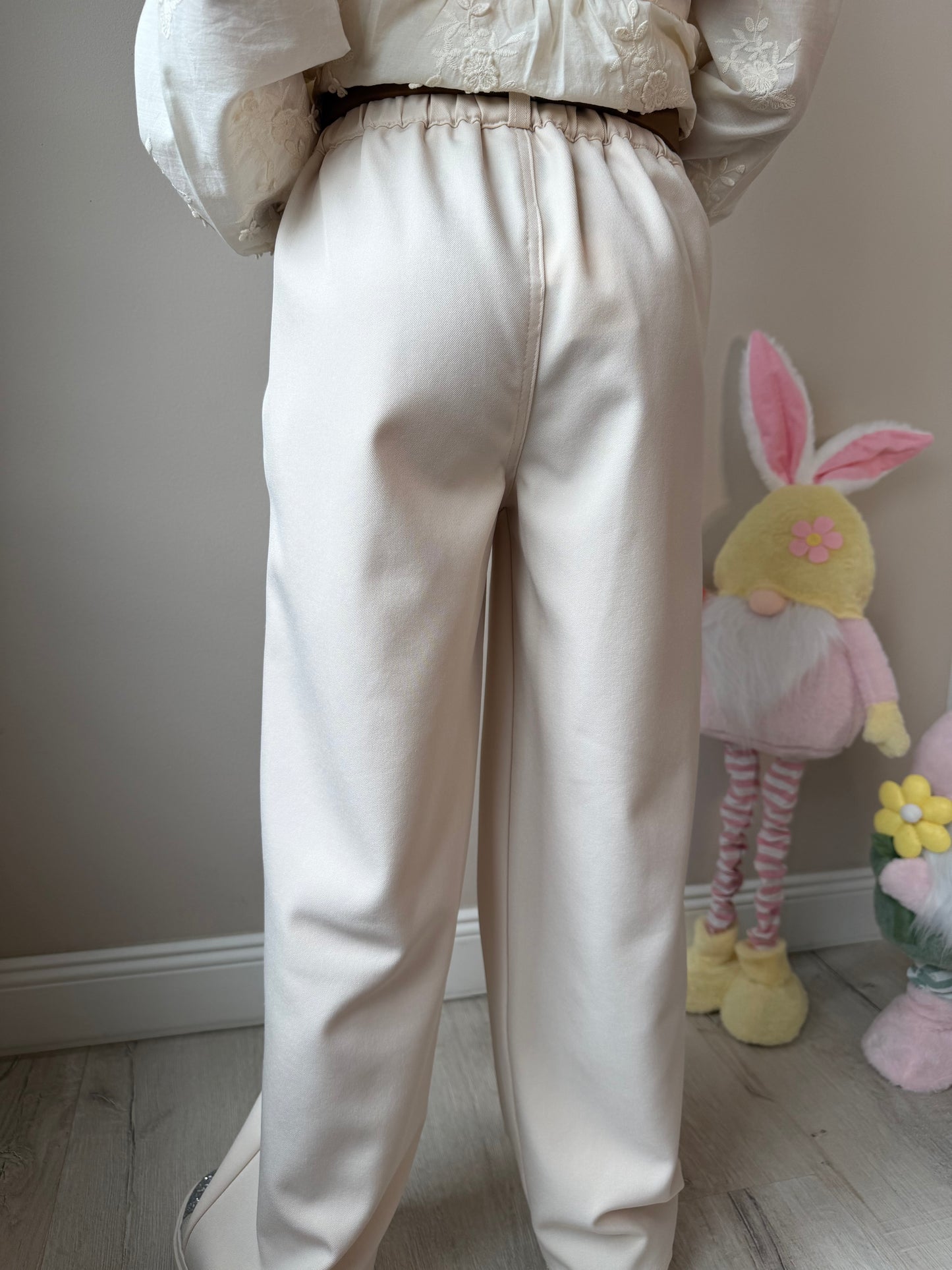 Pantaloni Helda( curea inclusa)