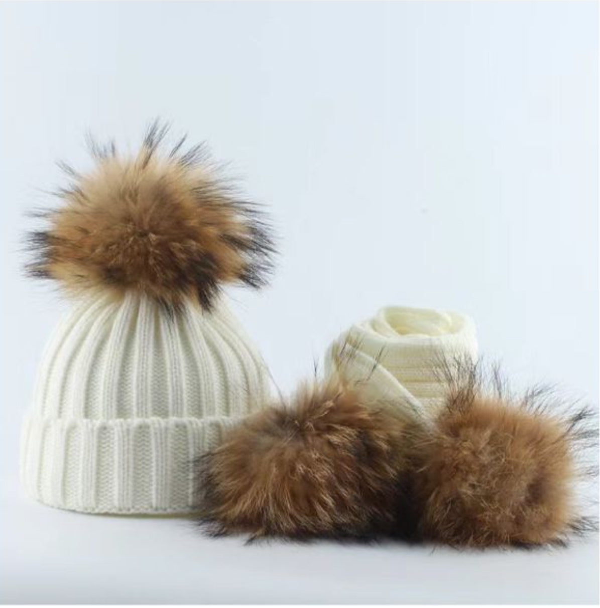 Set căciulă cu fular(blană naturală) Mira